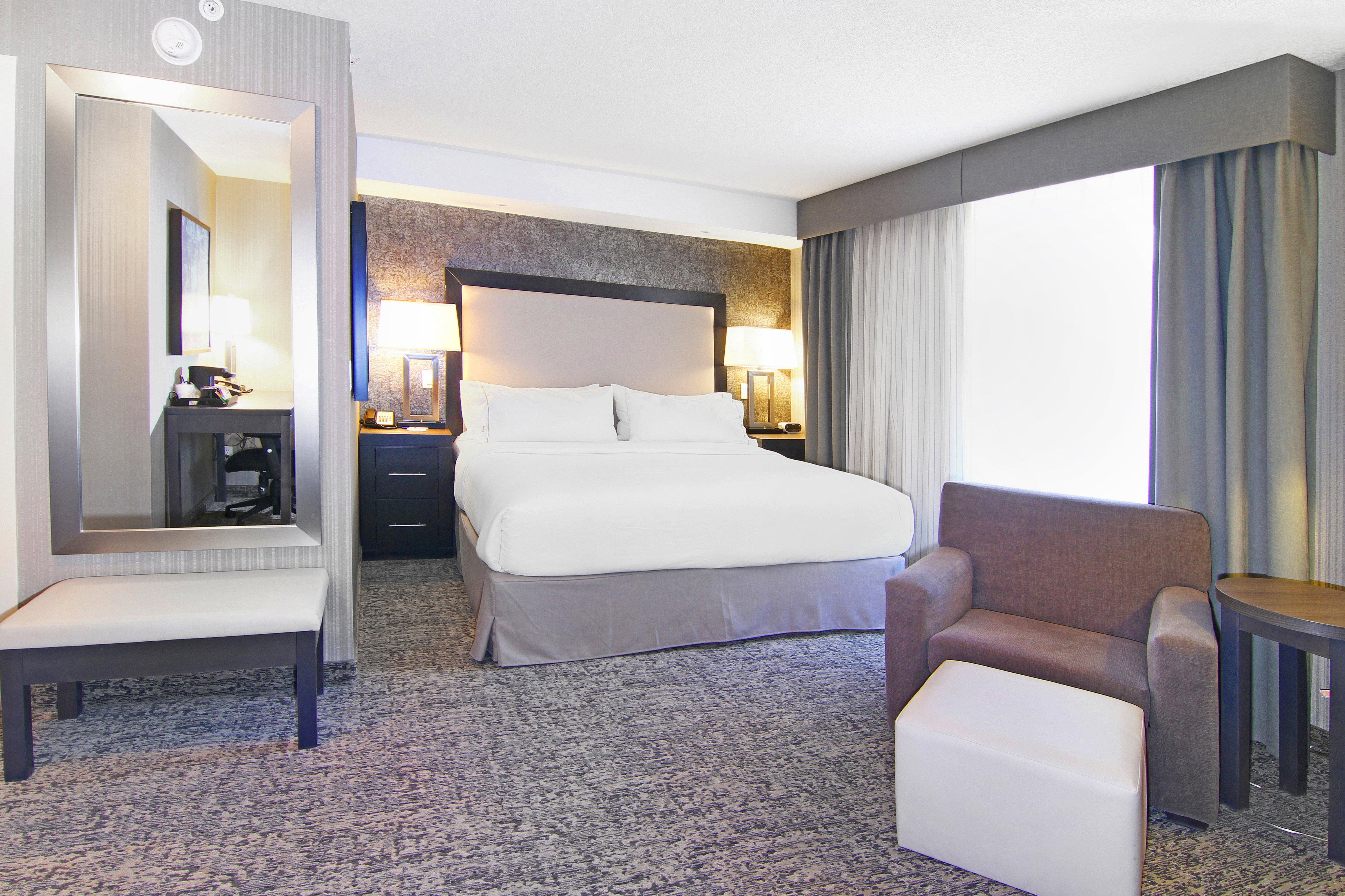 Holiday Inn Express And Suites Calgary By Ihg Экстерьер фото