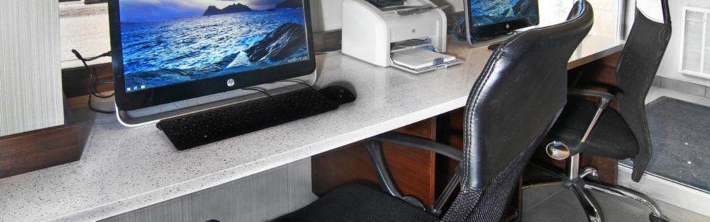 Holiday Inn Express And Suites Calgary By Ihg Экстерьер фото
